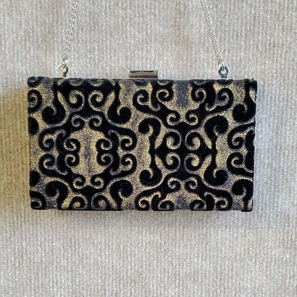 Evening Bag Clutch Purse Formal Black Velvet Baroque Metal Clasp Chain Strap - Picture 2 of 10